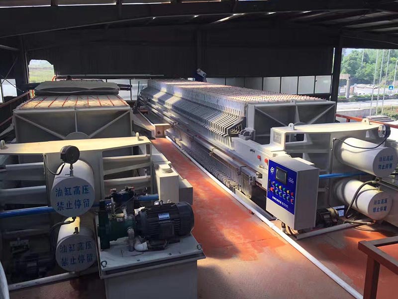 客户压滤机使用现场